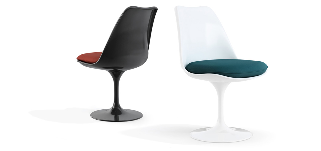 Knoll Saarinen Tulip Chairs by Eero Saarinen