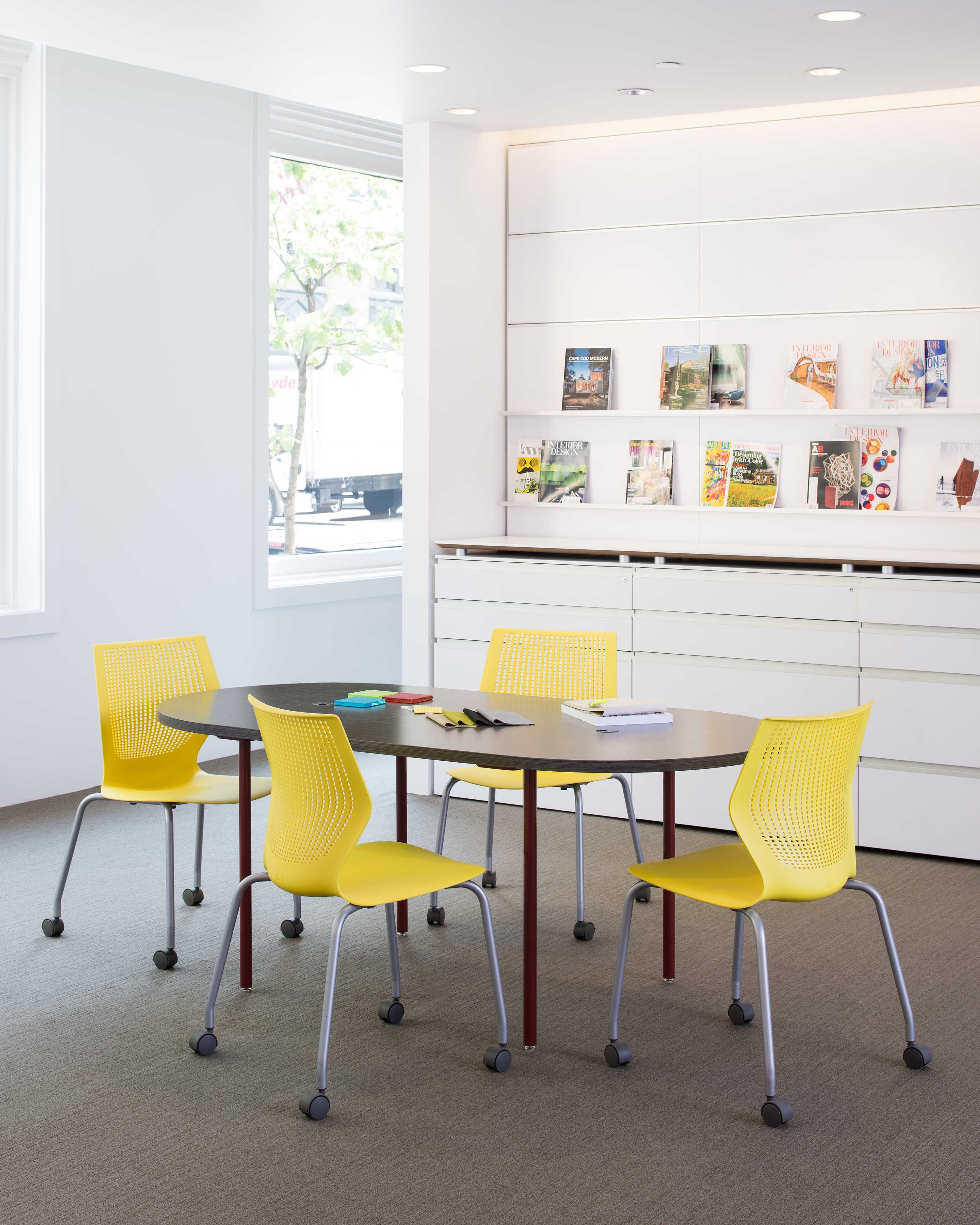 Antenna® Simple Tables Knoll