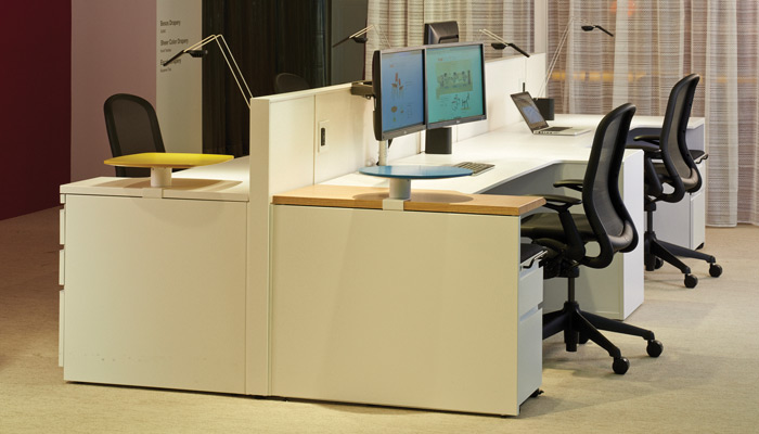 This Dividends Horizon bench application uses eased edge worksurfaces to define a user