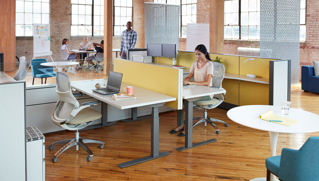 Knoll Open Plan Workstation Furniture with Dividends Horizon and Tone