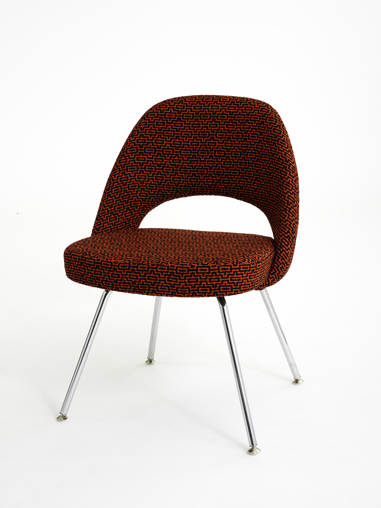 Saarinen Executive Armless Chair with Tubular Legs Knoll