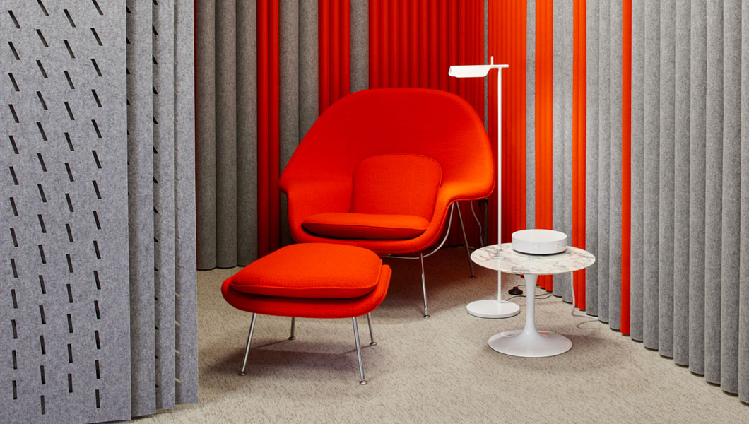 Knoll Shared Spaces Refuge Womb Chair