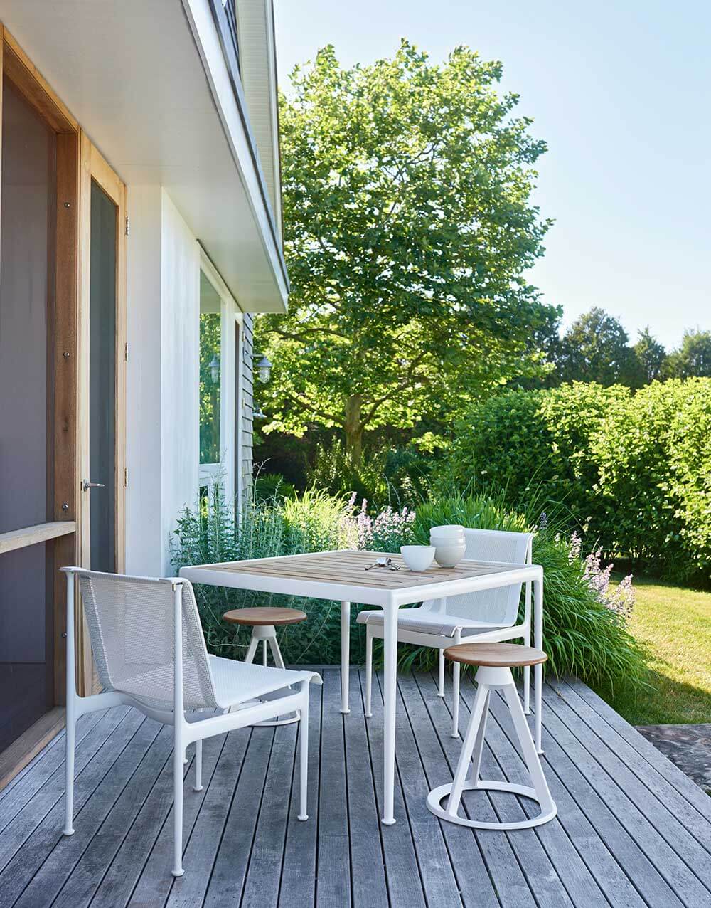 Knoll Outdoor Furniture Shop & Browse Knoll