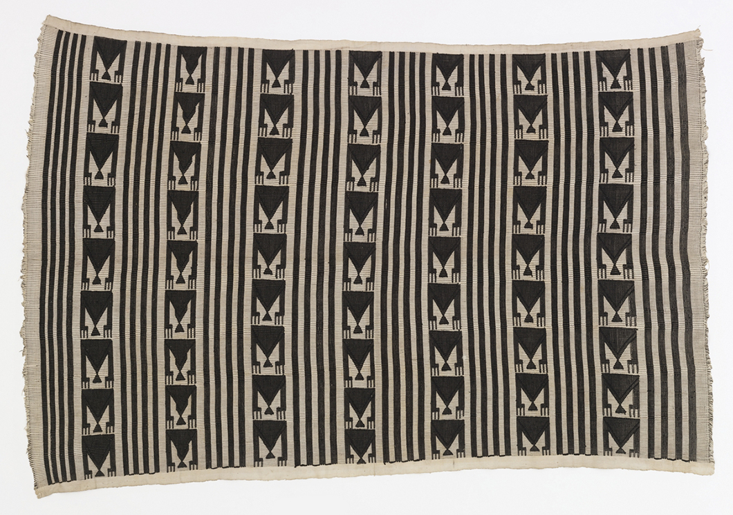 Women's Wrapper from the Igbo peoples, Akwete, Nigeria, early to mid-20th century from David Adjaye Selects | PC: Cooper-Hewitt, Smithsonian Design Museum | In Conversation with David Adjaye | Knoll Inspiration