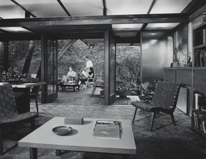 Photograph of Drake Residence by Julius Shulman, 1946 | Knoll Inspiration