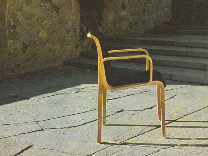 Stephens Chair at the Yale University campus in New Haven, Connecticut, 1973. | PC: Jon Naar | In Conversation with Jon Naar | Knoll Inspiration