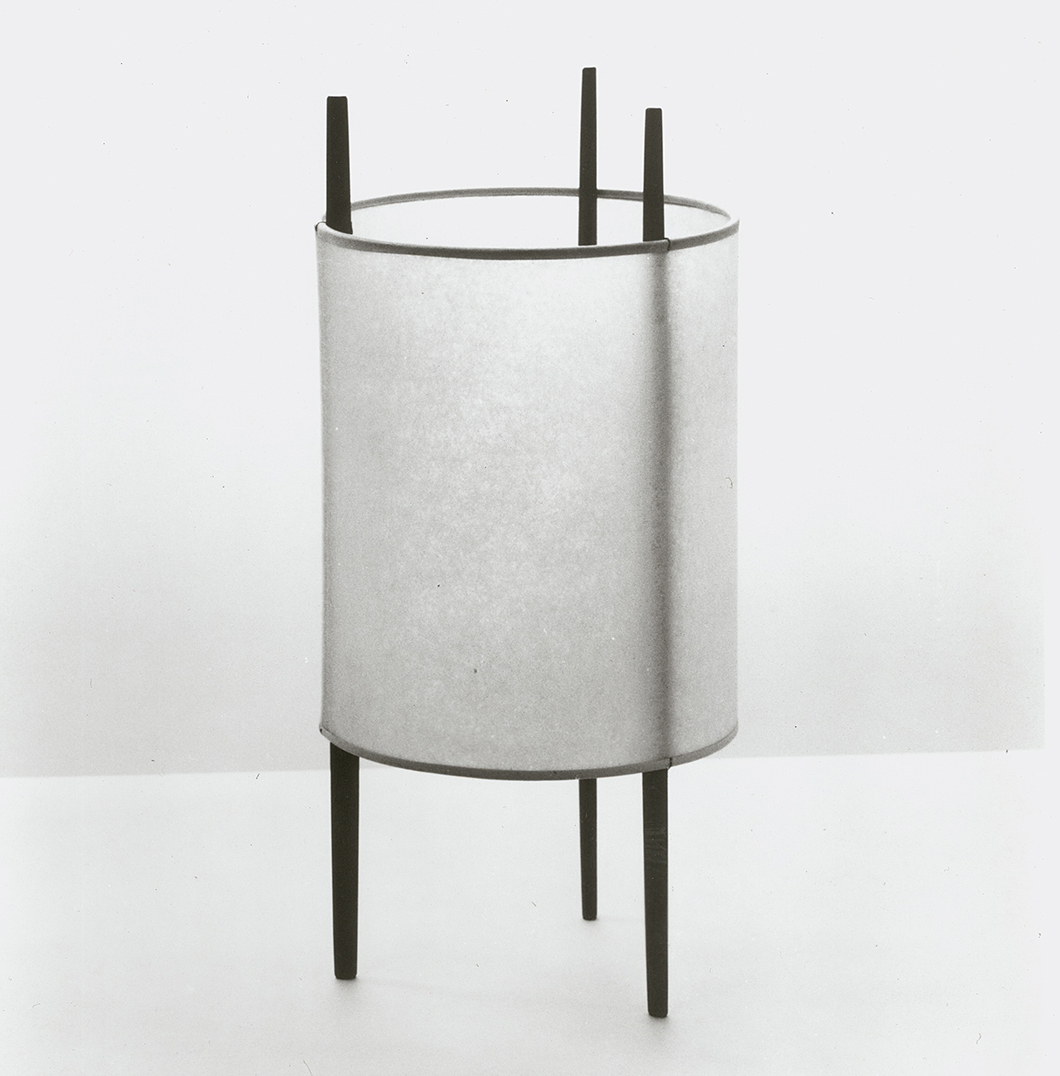 Three-legged Cylinder Lamp for Knoll, 1944 by Isamu Noguchi | Knoll Inspiration