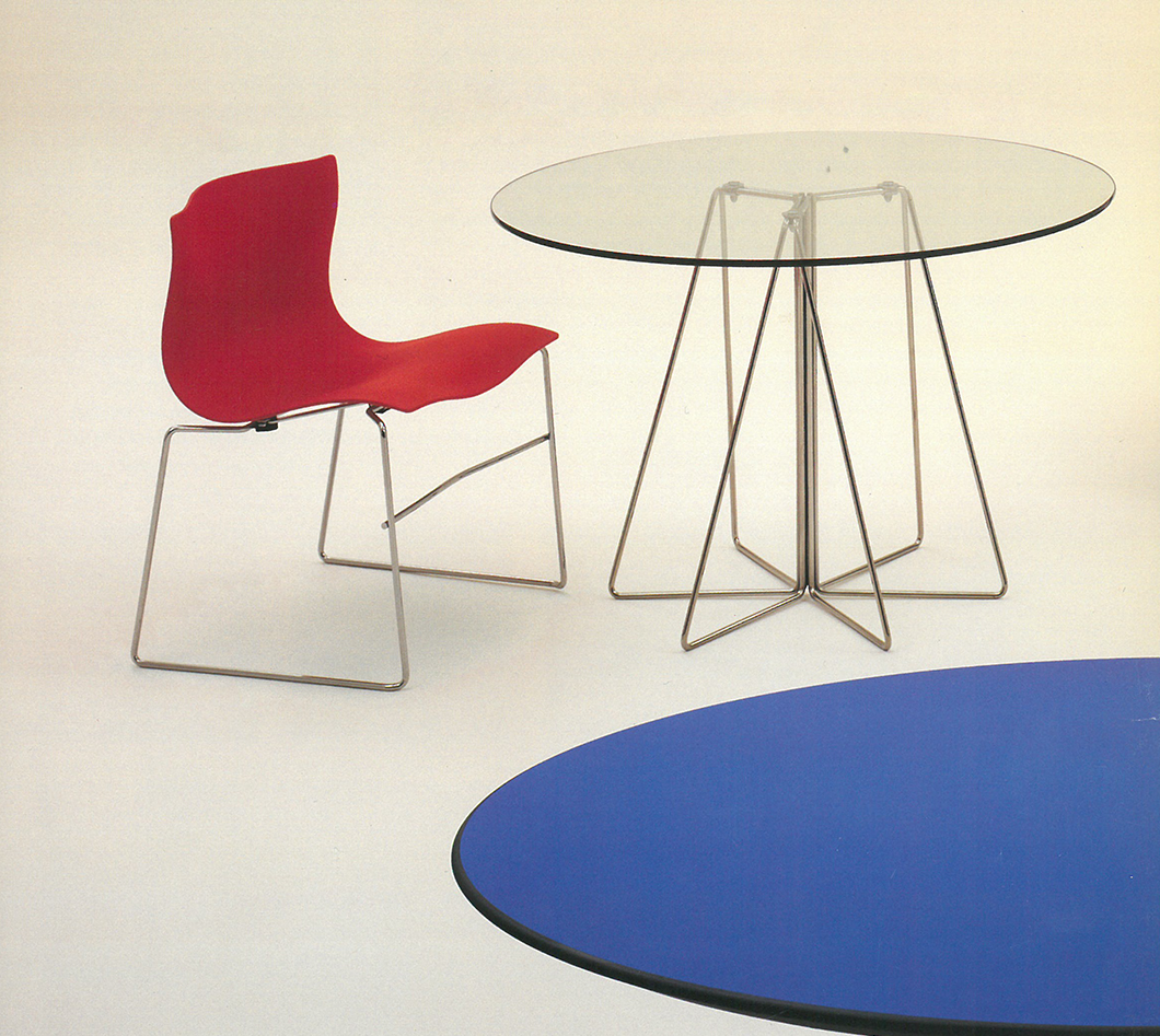 Handkerchief Chair and Paperclip Table designed by Massimo Vignelli, 1983-1994 | PC: Knoll Archive | In Conversation with Kathy Brew | Knoll Inspiration