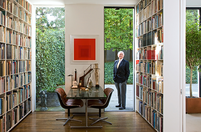 Hugh Newell Jacobsen in Washington, D.C. | Charles Pollock Executive Chair | Knoll Inspiration