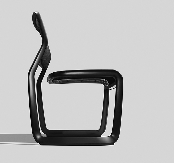 The Newson Aluminum Chair Wins Metropolis Likes NYCxDesign Award 2018