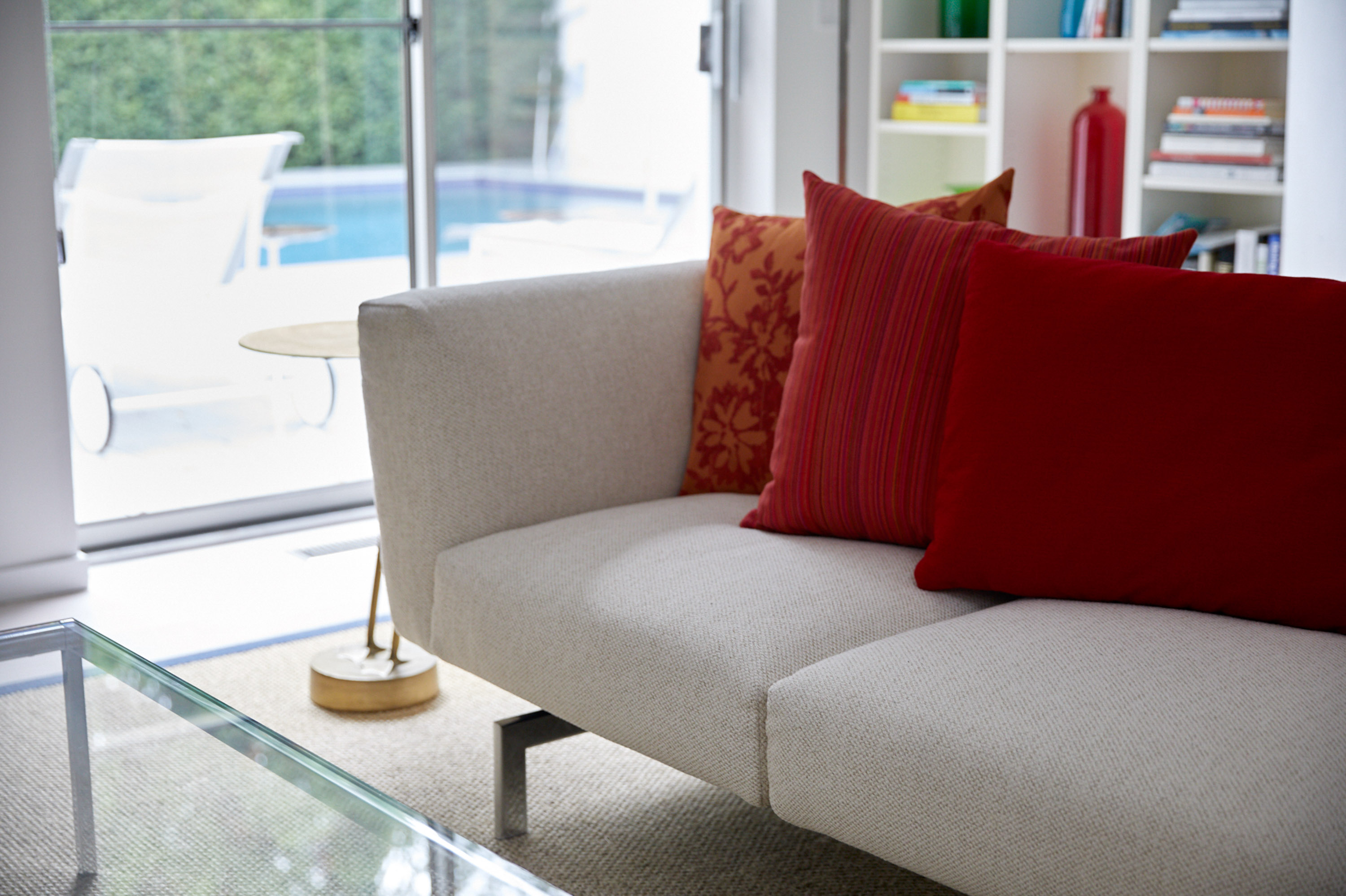 Avio™ Sofa System Knoll