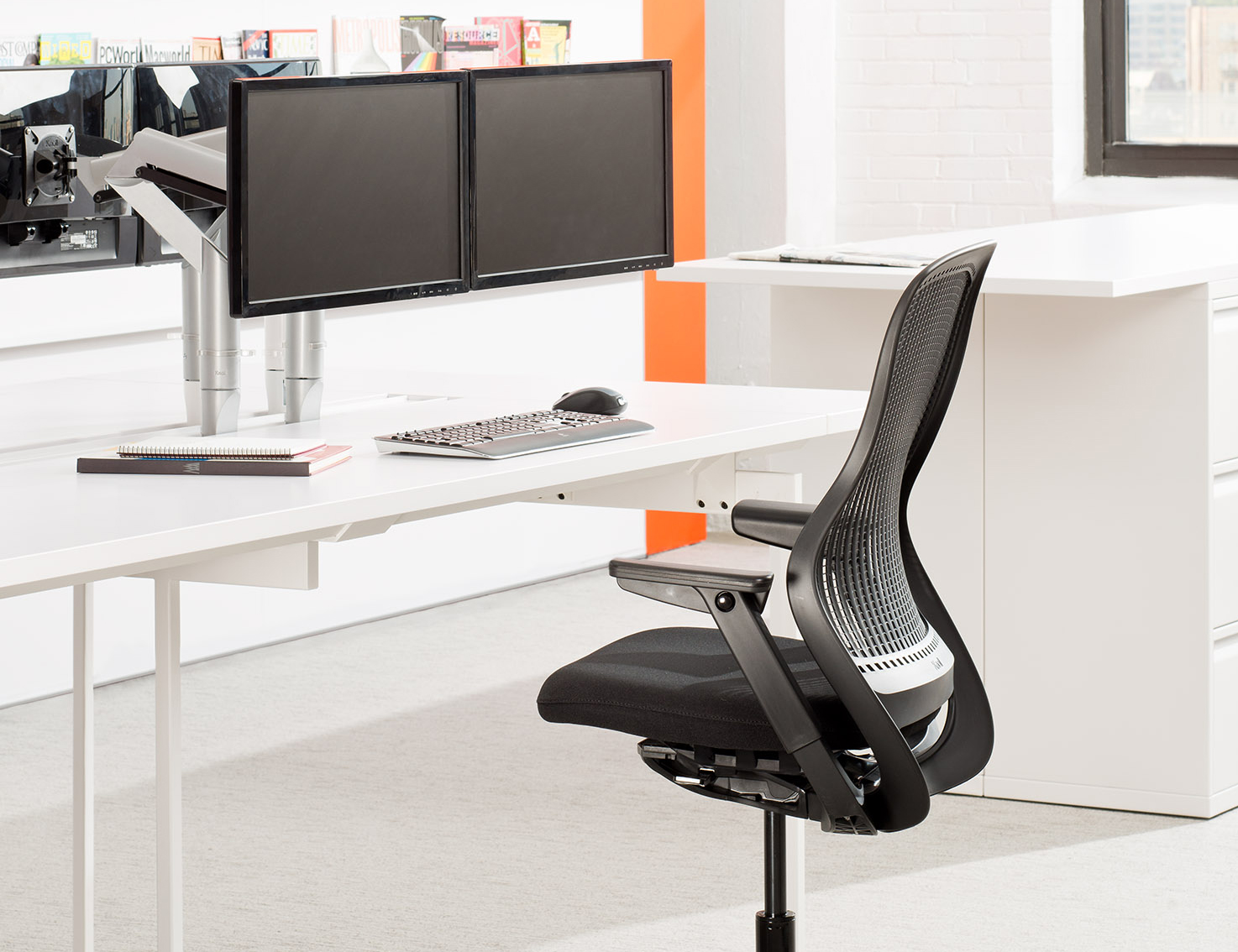 Antenna Desk with Ergonomic Support Dual Sapper XYZ and ReGeneration Chair Dual Monitor Antenna Workspaces