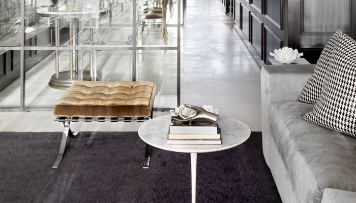 BKH Barcelona Stool and Saarinen Side Table