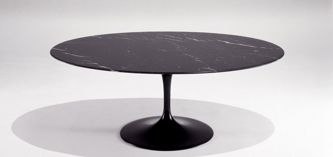 Saarinen Coffee Table - 42 Oval - Original Design