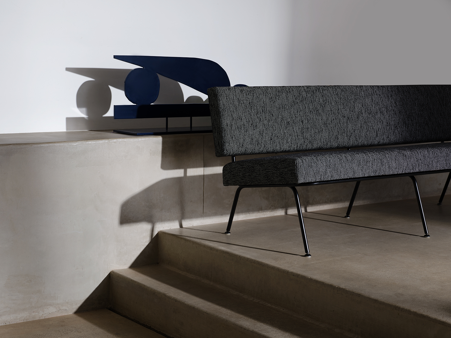 Florence Knoll Model 33 Sofa