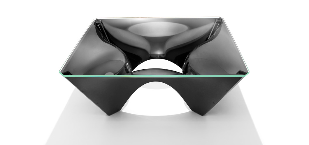 Washington Corona Aluminum Coffee Table