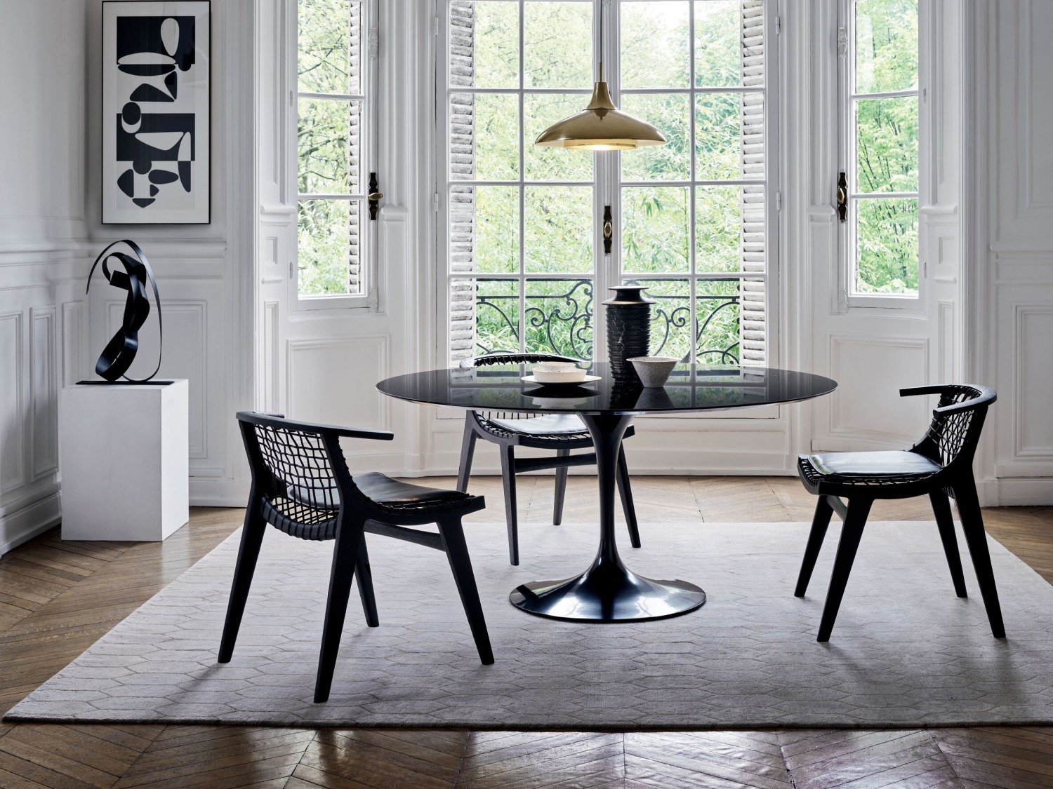 Klismos Dining Armchair and Saarinen Dining Table