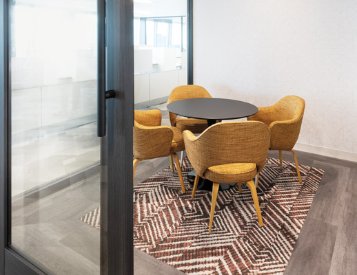 knoll works 2021 avison young more than a workplace saarinen dining table saarinen executive chairs enclave ideate shared spaces