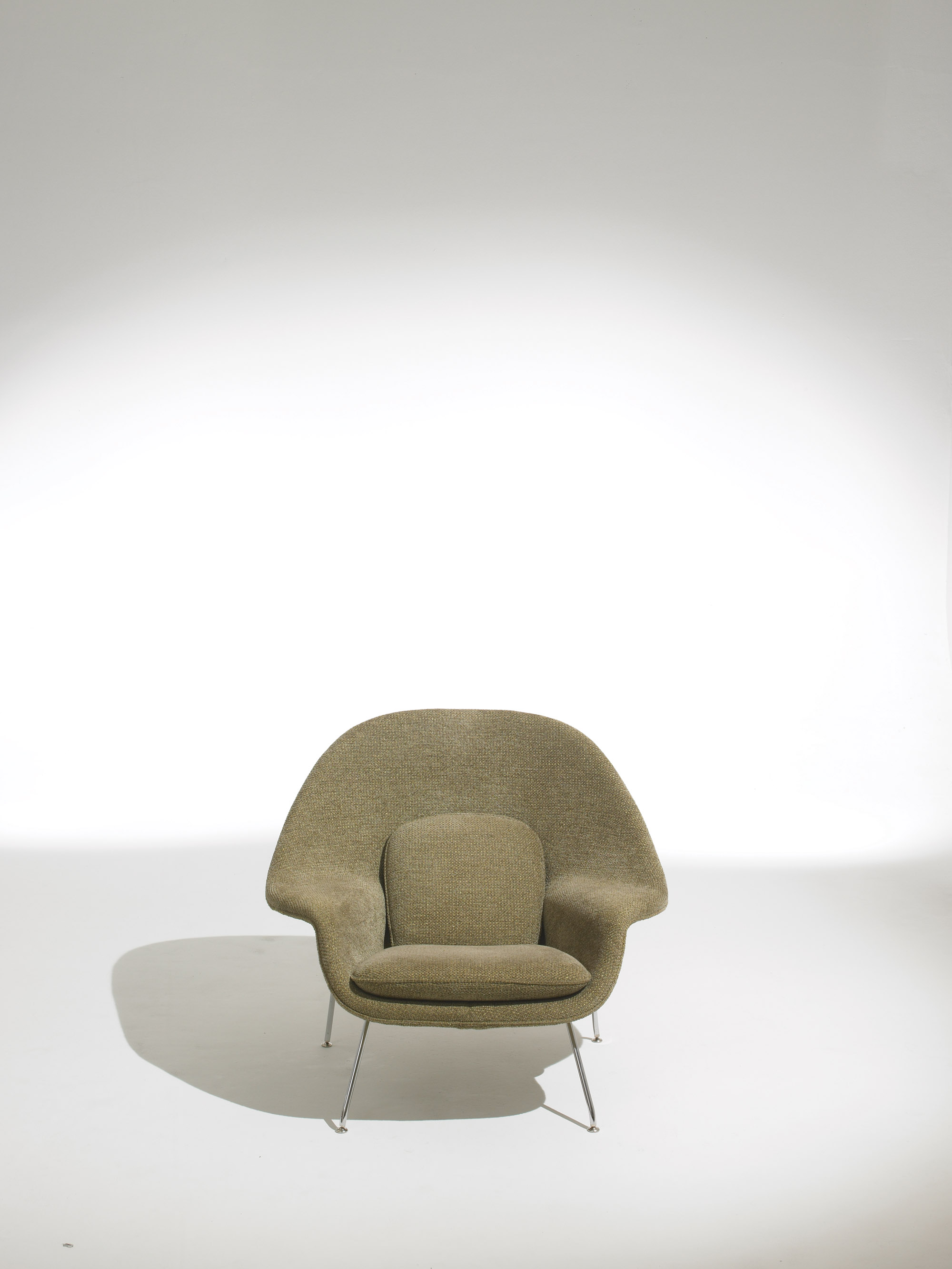 Womb™ Chair Original Design Knoll