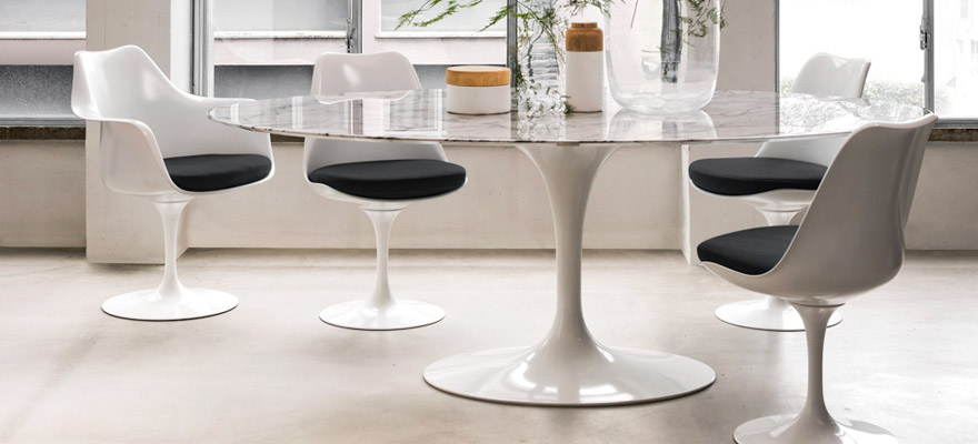 Knoll Dining Table And Chairs