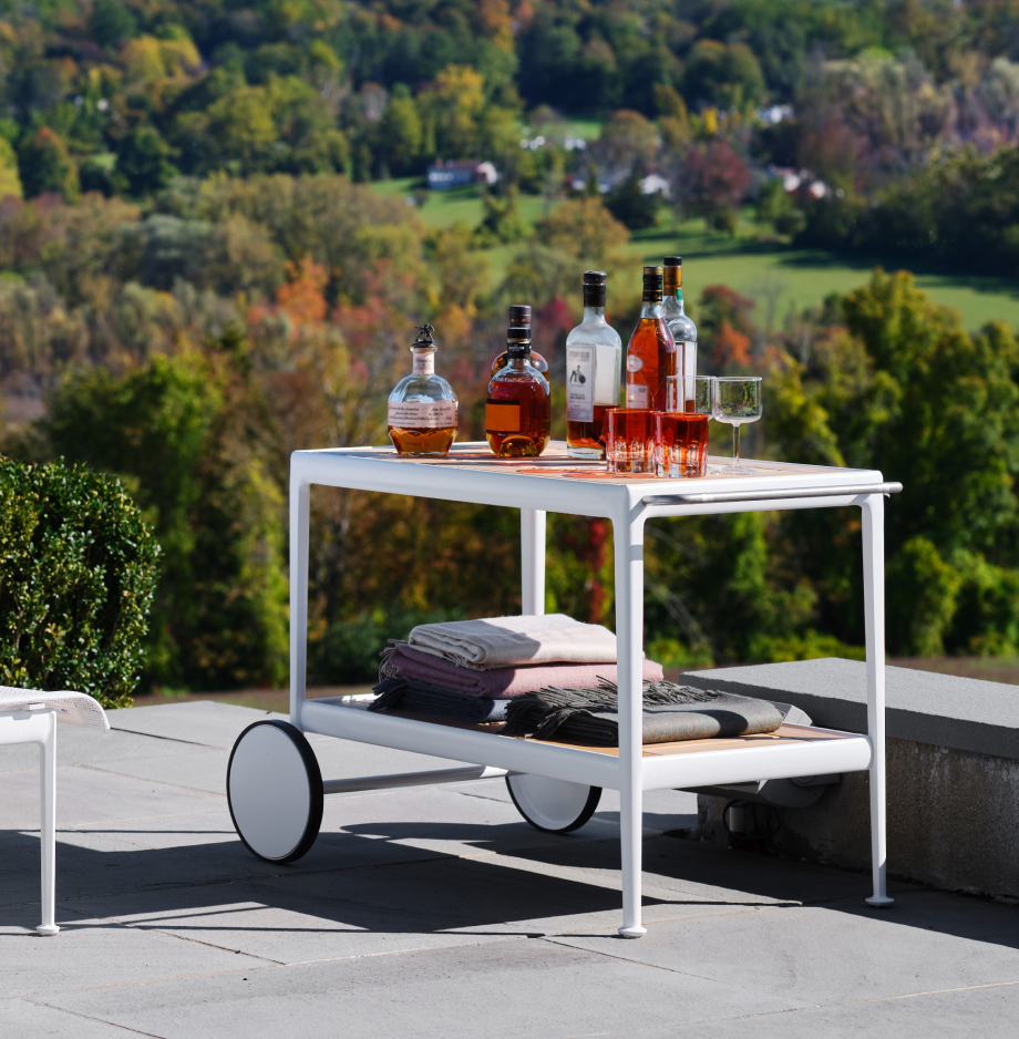 Shop Outdoor Gift Ideas from Knoll