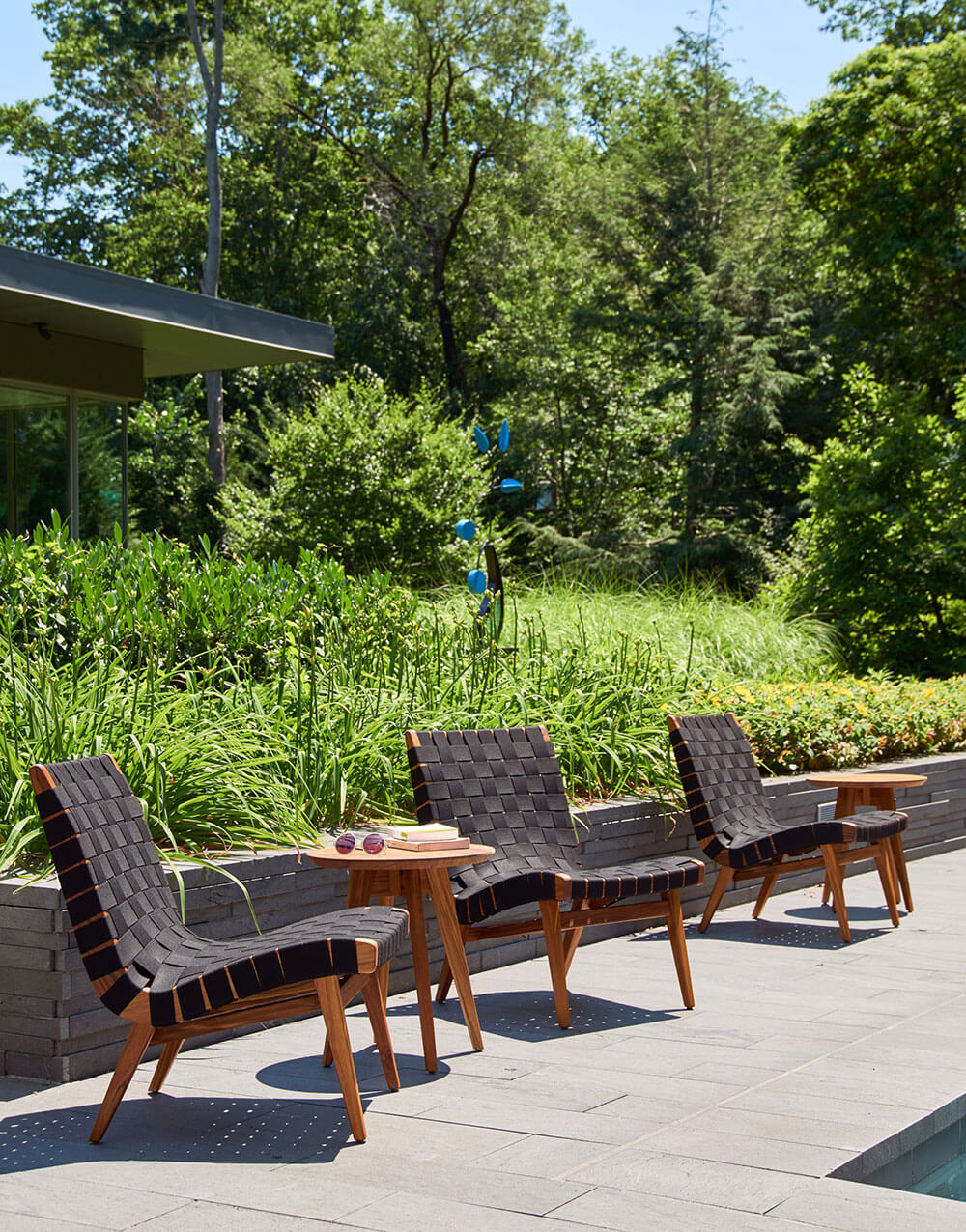 Knoll Outdoor Furniture Shop & Browse Knoll
