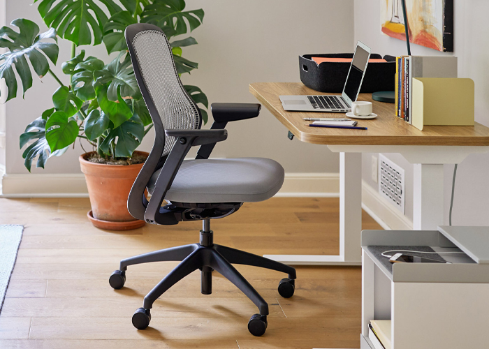 Ergonomic Chairs & Work Chairs Knoll + Muuto Work from Home