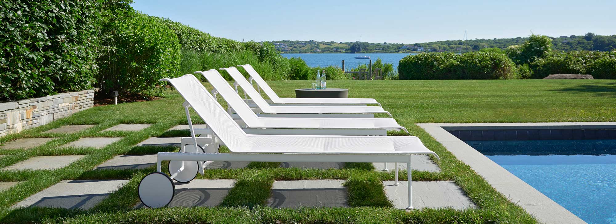 Knoll Outdoor Furniture Shop & Browse Knoll