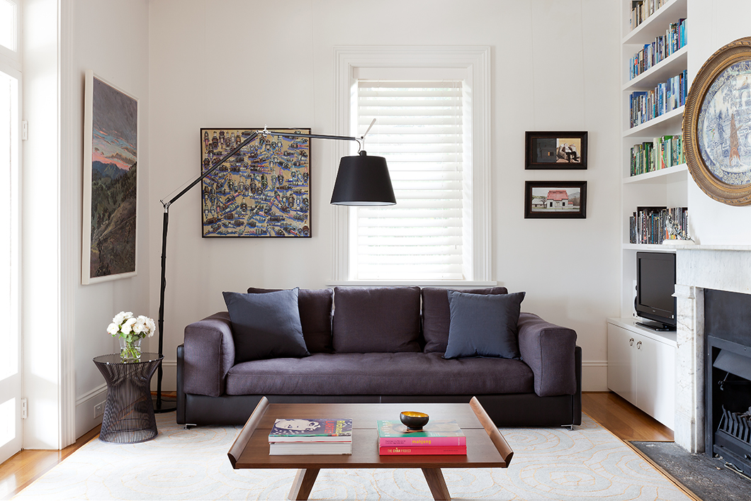 Balmain East House by Arent & Pyke | PC: Tom Ferguson | Featured: Platner Side Table, Nakashima Splay-Leg Table