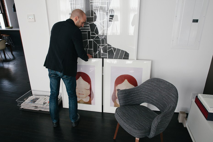 Dean DiSimone's renovated loft in SoHo, New York | Saarinen Executive Arm Chair | PC: Brian W. Ferry | Knoll Inspiration