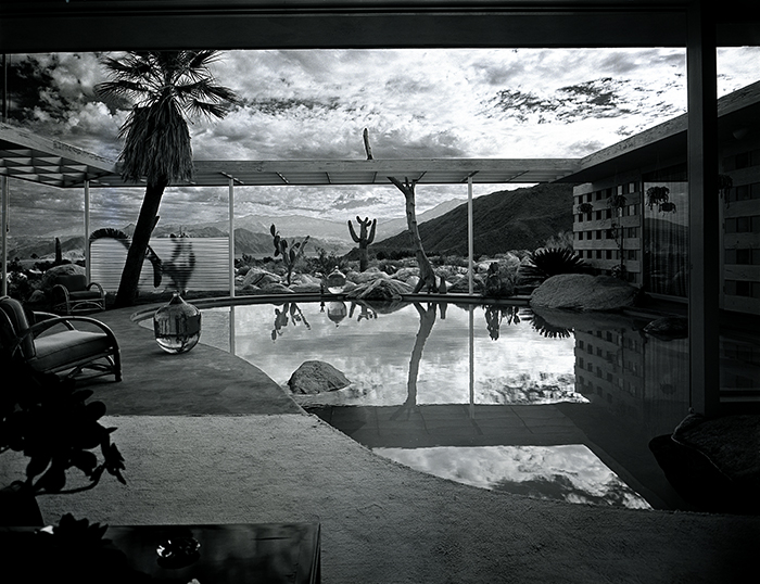 Case Study House #20 by Julius Shulman