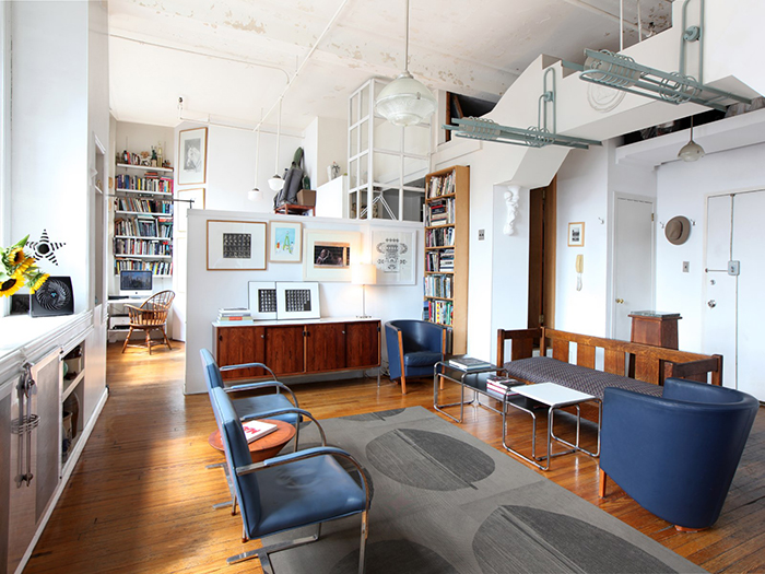 Woodson Rainey in New York, New York | Mies van der Rohe's Brno Chair and Marcel Breur's Laccio Coffee & Side Table | Robert Henderson Robertson's MacIntyre Building | Knoll Inspiration