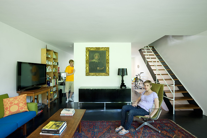 Danielle and Jonathan by Corine Vermeulen in Thanks for the view, Mr. Mies | Featured: Florence Knoll Credenza 4 Position | PC: Corine Vermeulen | Knoll Inspiration