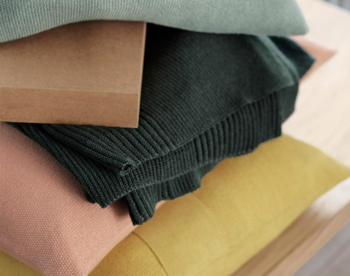 Shop Muuto Rugs & Throws