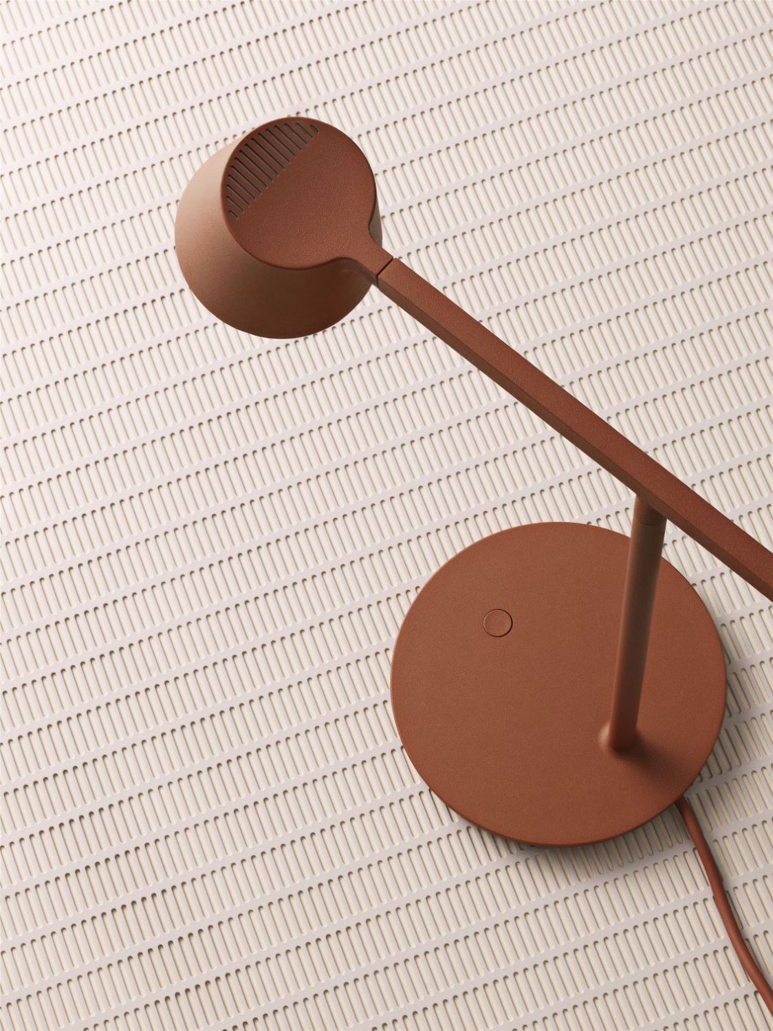 Muuto Tip Table Lamp