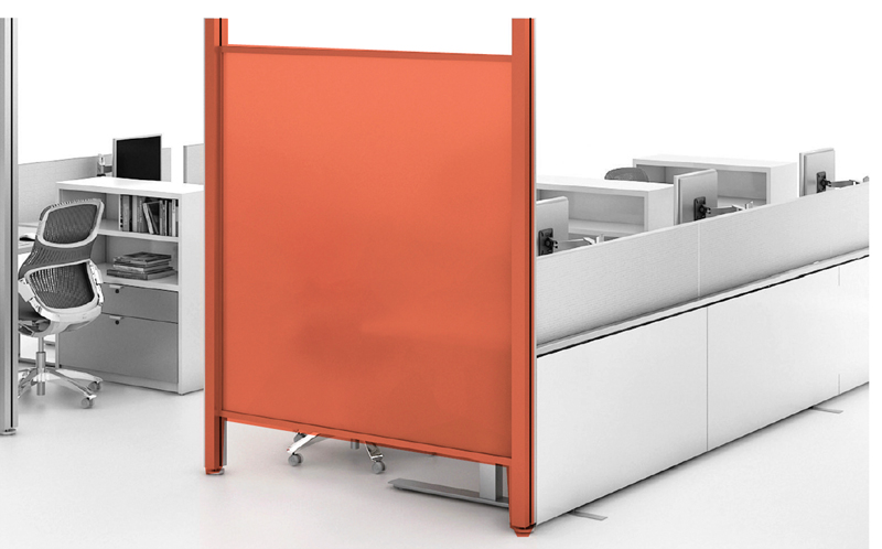 Interpole™ with glass screens enclosing Fence