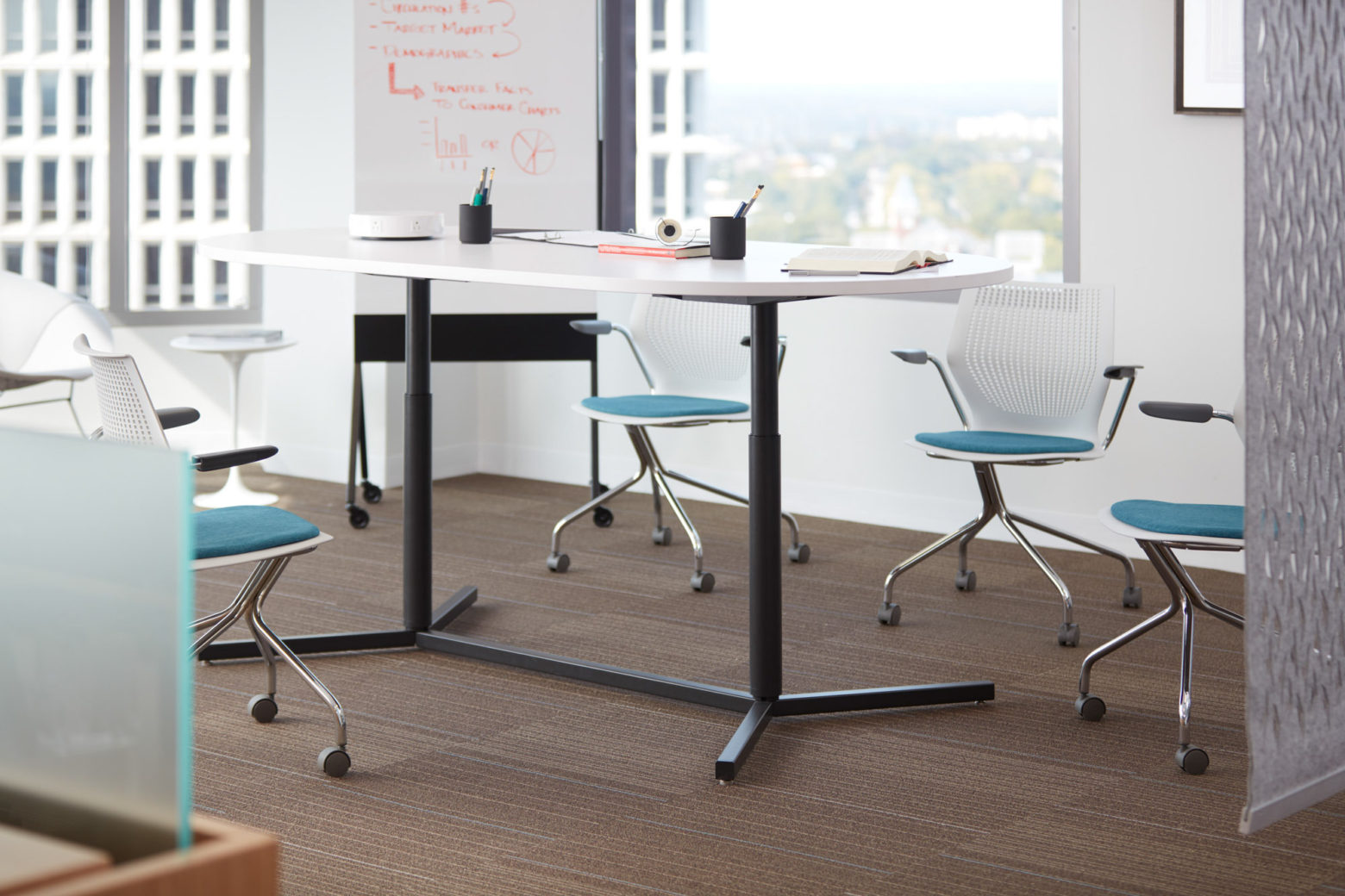 Antenna Workspaces Knoll