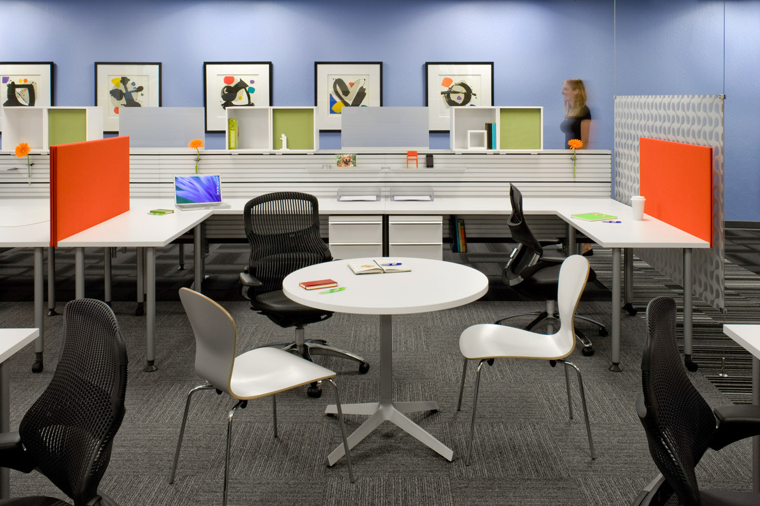 Index of /story/uploads/images/Products/Dividends/DH-Tables-Inspiration